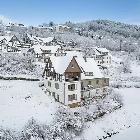 別荘 Kurhaus Am Nordenau シュマレンベルク