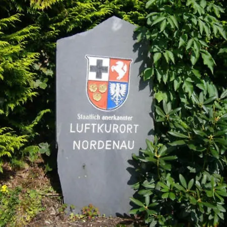 別荘 Kurhaus Am Nordenau